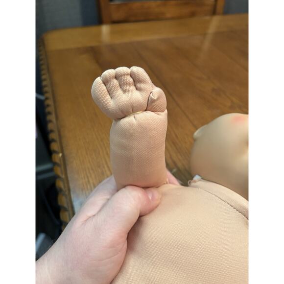 1980s Cabbage Patch Kid Preemie Baby Bald Blue Eyes Blue & Pink Floral Dress - Picture 4 of 7